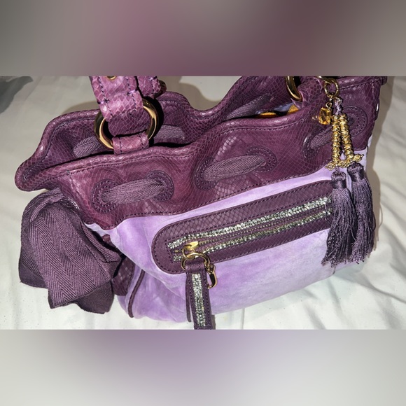 Juicy Couture - Picture 4 of 5